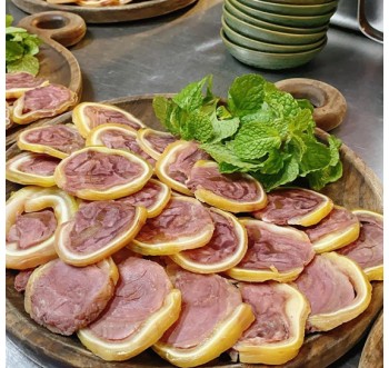 TAI CUỘN BẮP BÒ THẢO DƯỢC